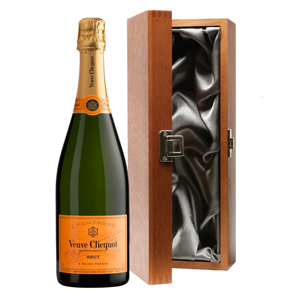 Veuve Clicquot Yellow Label Brut Champagne 75cl in Luxury Gift Box